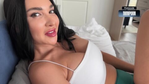 Share Beds With My Hot Stepy Sister - Family Therapy